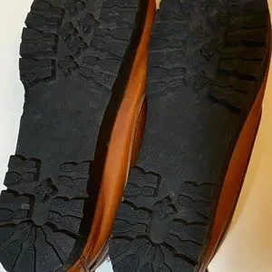Levi shoes deals from the 8s